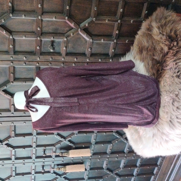 SZ M Unique Top With Crisscross Tie Brown Plum - Picture 4 of 7